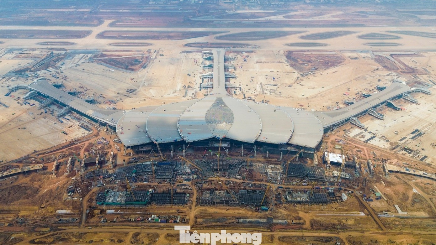 Bộ Xây dựng: Đánh giá toàn diện hiệu quả đầu tư sân bay Long Thành - Ảnh 2