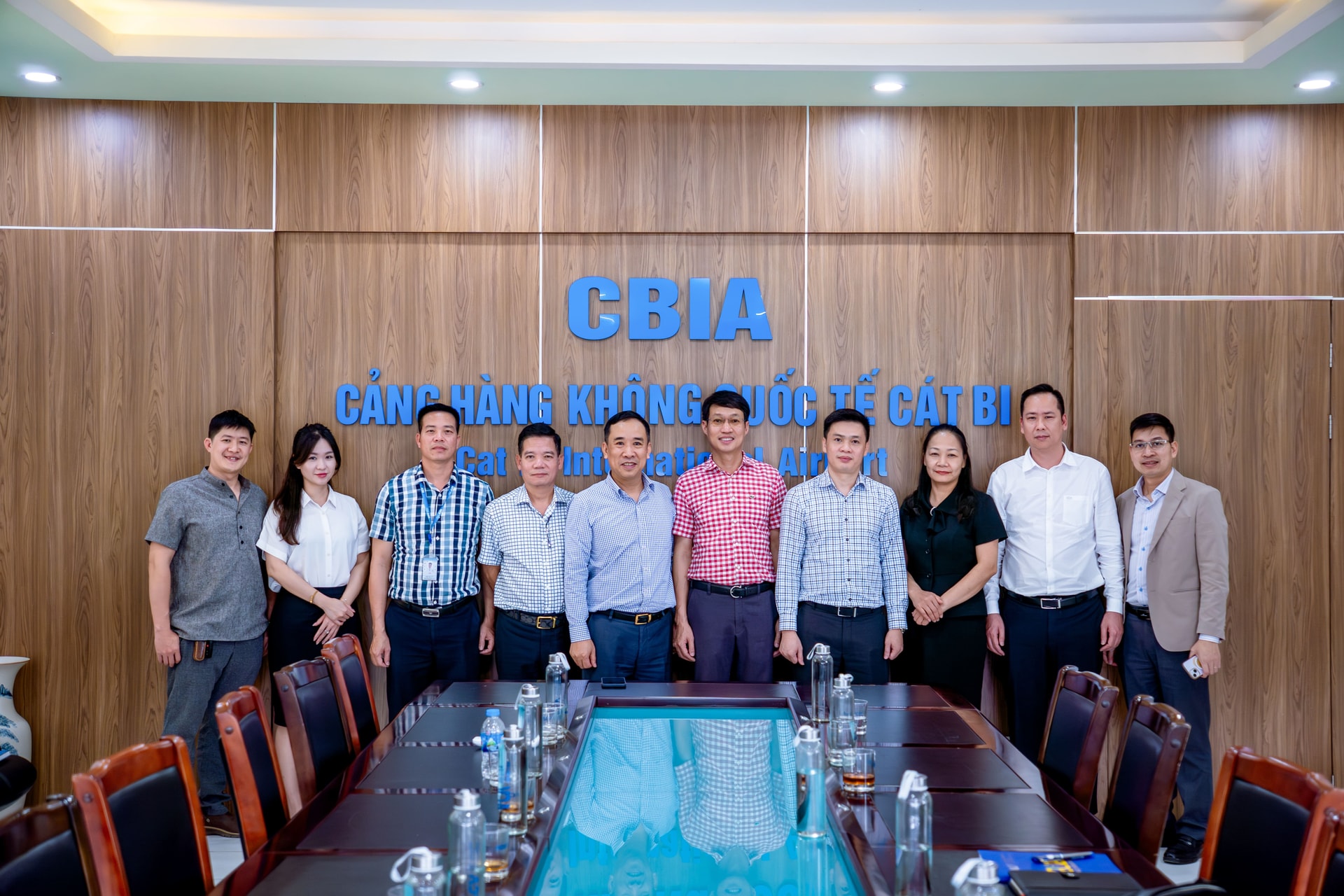 Hãng hàng không của ông Trịnh Văn Quyết làm việc với ACV và GTEL Logistics, khai thác Nhà ga 700 tỷ ở Hải Phòng - Ảnh 1