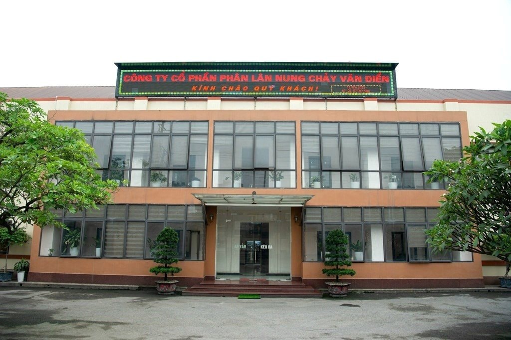 Một công ty sản xuất phân bón 66 năm tuổi sắp bị huỷ niêm yết bắt buộc, rời sàn HOSE - Ảnh 1