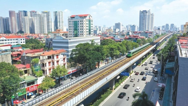 “Thay máu” thượng tầng, công ty đường sắt ở Hà Nội ôm về hơn 311 tỷ đồng hợp đồng trong chưa đầy 1 tháng - Ảnh 1