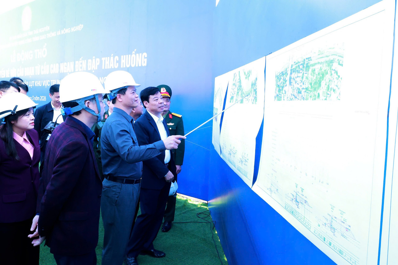 Thái Nguyên khởi công tuyến đê chống ngập hơn 8.500 tỷ đồng - Ảnh 2