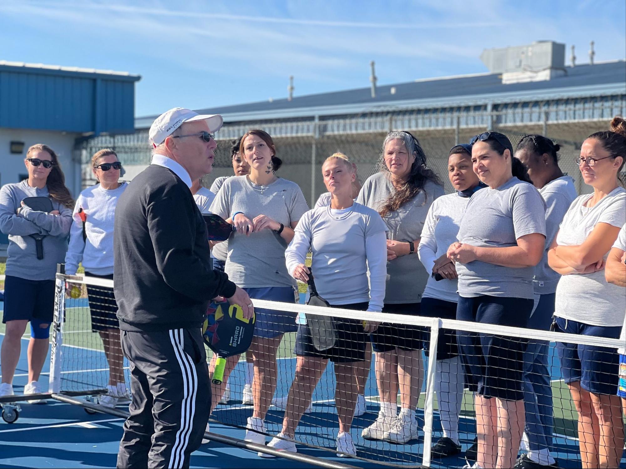 Roger BelAir: Gã triệu phú "dở hơi" và giấc mơ mang Pickleball vào những nhà tù khủng khiếp nhất nước Mỹ - Ảnh 5