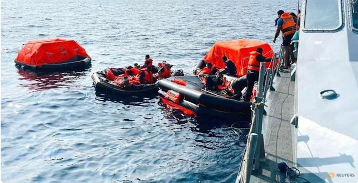 Iran đón thi thể 84 thuỷ thủ hồi hương, dành ngoại lệ hiếm hoi cho Ấn Độ - Ảnh 2