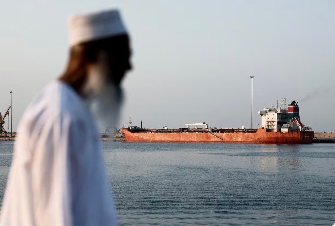 Mỹ và đồng minh công bố hàng loạt kế hoạch gỡ khó cho thị trường, giá dầu lập tức hạ nhiệt - Ảnh 2