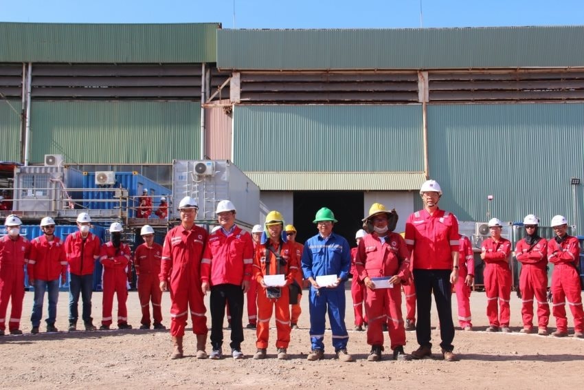 Huy động dàn cần cẩu hạng nặng lắp dựng cấu kiện 1.200 tấn tại dự án 4.000 tỷ đồng - Ảnh 2