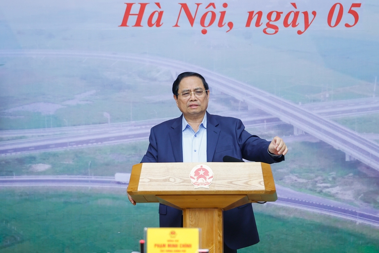 Thủ tướng: Cả nước đã hoàn thành và khởi công khoảng 4.000 km đường bộ cao tốc - Ảnh 2