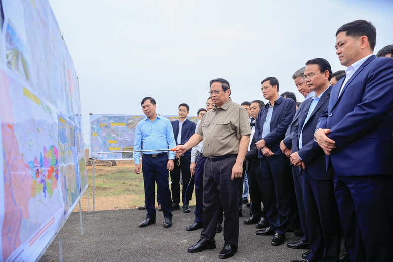 Thủ tướng: Phát triển kinh tế hàng không, khu thương mại tự do thế hệ mới tại sân bay Gia Bình - Ảnh 1