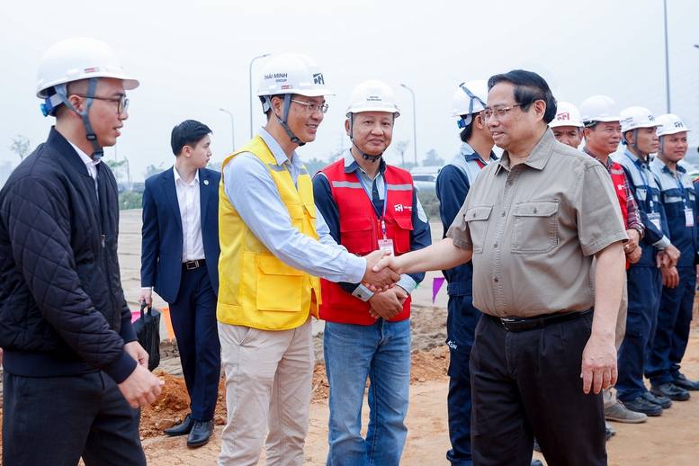 Thủ tướng: Phát triển kinh tế hàng không, khu thương mại tự do thế hệ mới tại sân bay Gia Bình - Ảnh 3