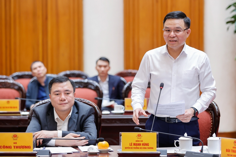 Thủ tướng: Sử dụng ngay Quỹ bình ổn giá xăng dầu; dứt khoát không để thiếu năng lượng trong mọi hoàn cảnh - Ảnh 3