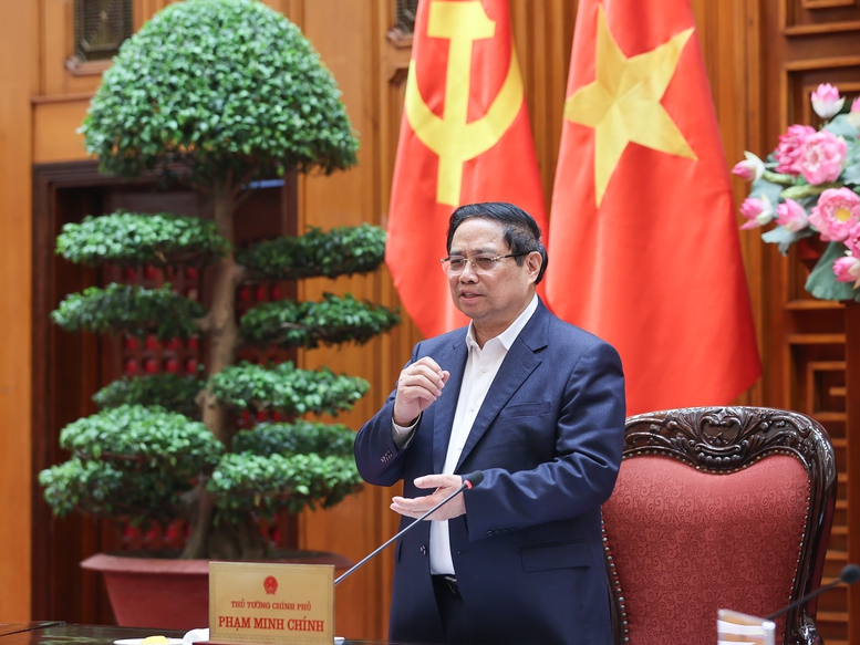 Thủ tướng: Mở rộng đối tượng, nâng mức thu nhập được thụ hưởng nhà ở xã hội - Ảnh 1