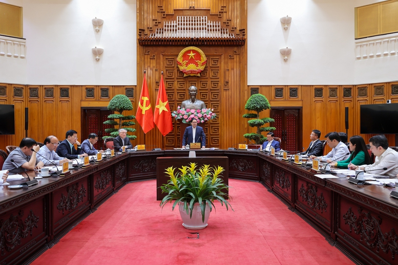 Thủ tướng: Mở rộng đối tượng, nâng mức thu nhập được thụ hưởng nhà ở xã hội - Ảnh 2