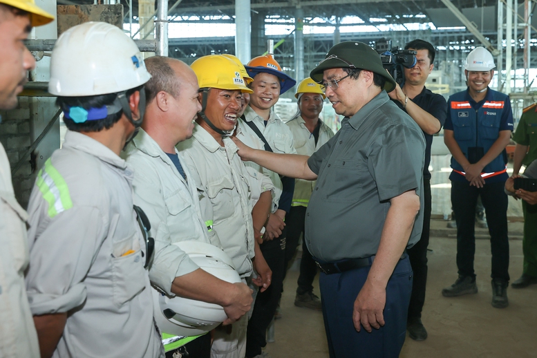 Thủ tướng Phạm Minh Chính: Khai thác thương mại sân bay Long Thành vào cuối năm 2026 - Ảnh 3