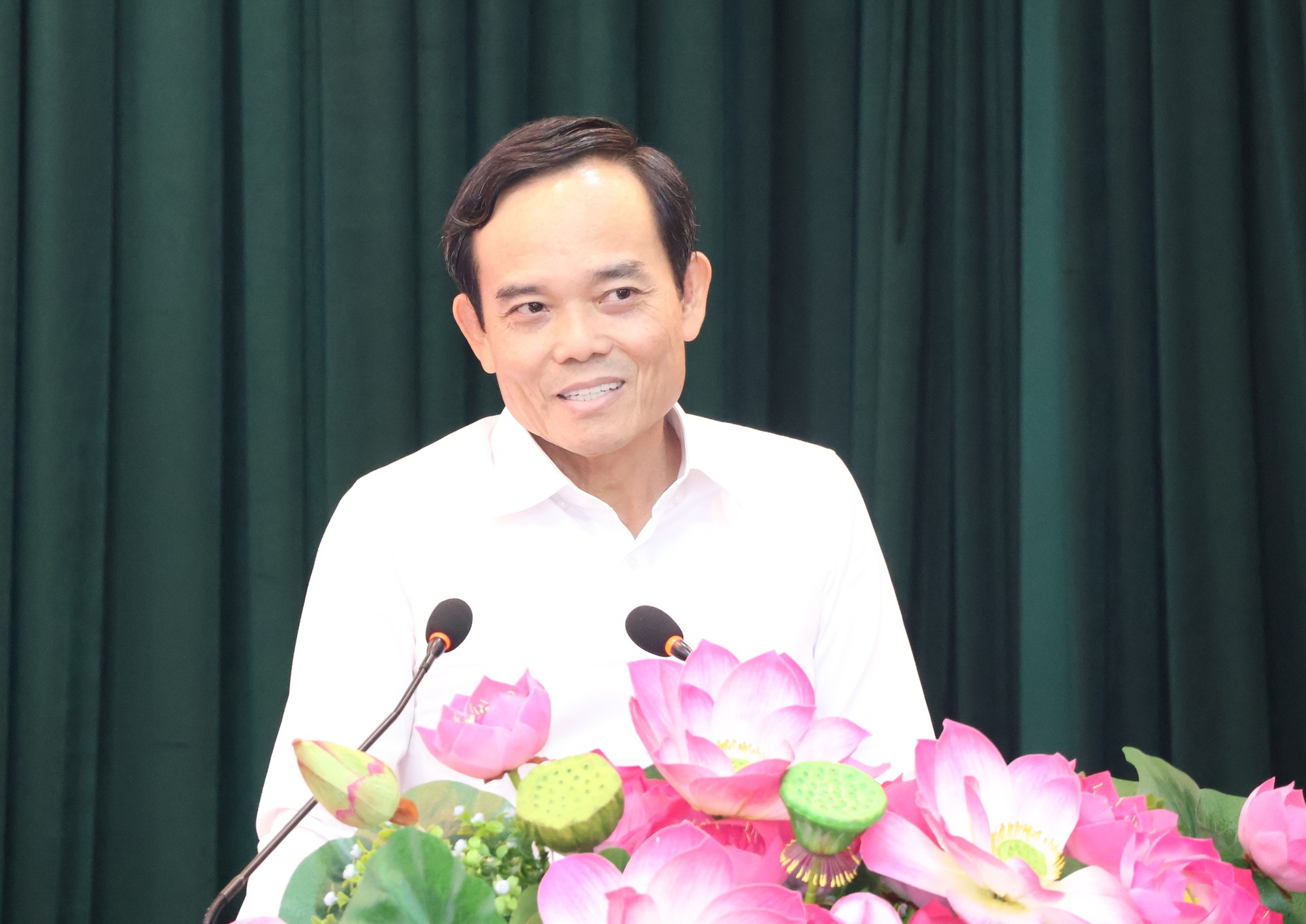 Bí thư Thành ủy TPHCM làm Trưởng Ban Chỉ đạo nghiên cứu, đề xuất xây dựng Luật Đô thị đặc biệt - Ảnh 1