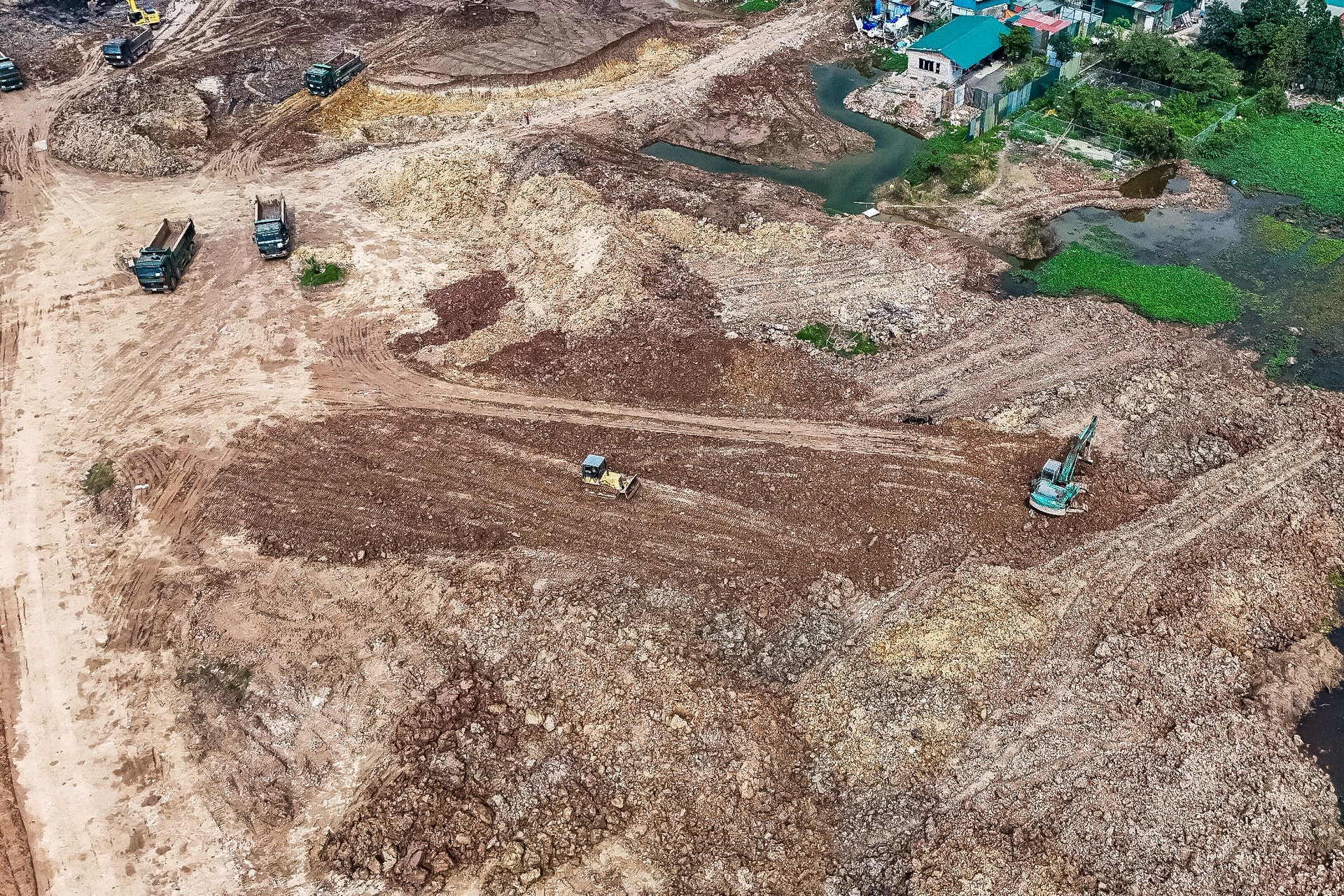 Cận cảnh đại công trường hồ điều hòa Phú Đô 800 tỷ đồng - Ảnh 2