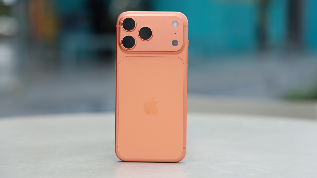 Chờ iPhone 17 Pro Max sập giá giữa năm và cái kết "ngã ngửa" cho người dùng Việt - Ảnh 1