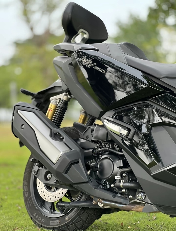 Honda ADV350 tại Việt Nam có giá lăn bánh gần 176 triệu đồng, vì sao vẫn khiến người chơi xe sẵn sàng xuống tiền? - Ảnh 9