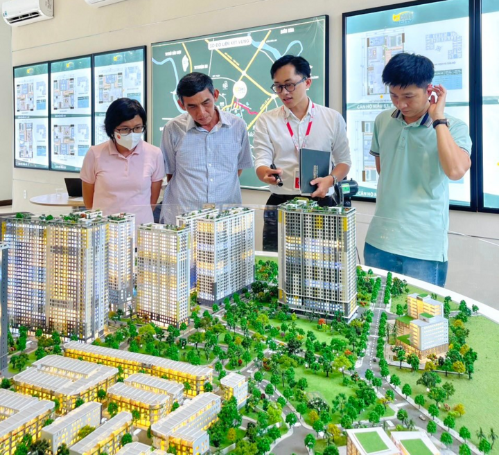 Lãi suất tăng, áp lực đè nặng lên vai người mua nhà - Ảnh 3