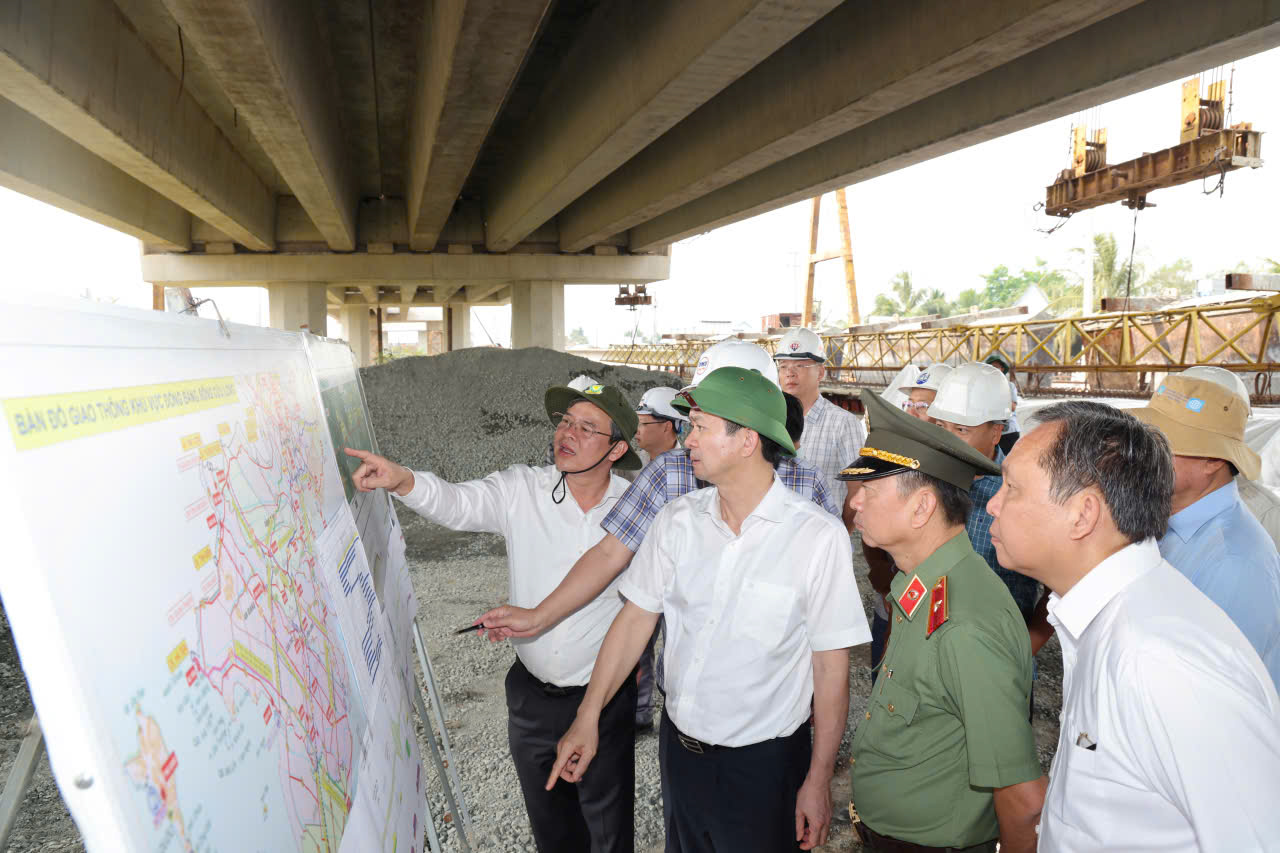 Tăng tốc dòng vốn đầu tư công đến chân công trình - Ảnh 1
