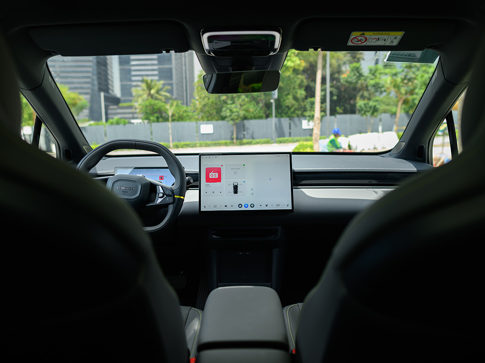 Lynk & Co 02 nhận cọc tại Việt Nam: Cỡ Corolla Cross, dáng coupe, chung nền tảng Volvo, chạy 530km/sạc - Ảnh 5