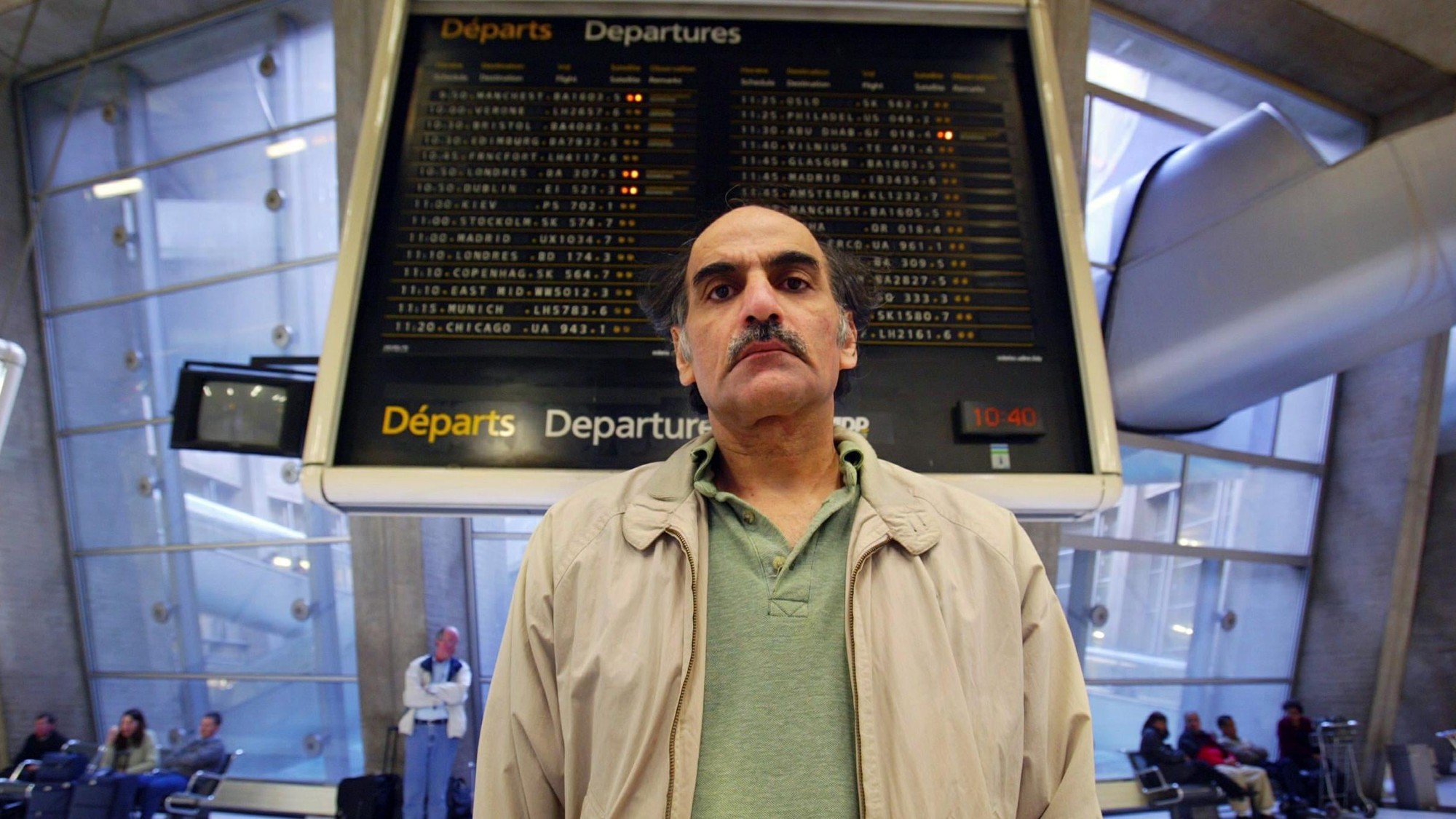 Người đàn ông sống trong sân bay suốt 18 năm, không ở trên bất kỳ quốc gia nào - Ảnh 2