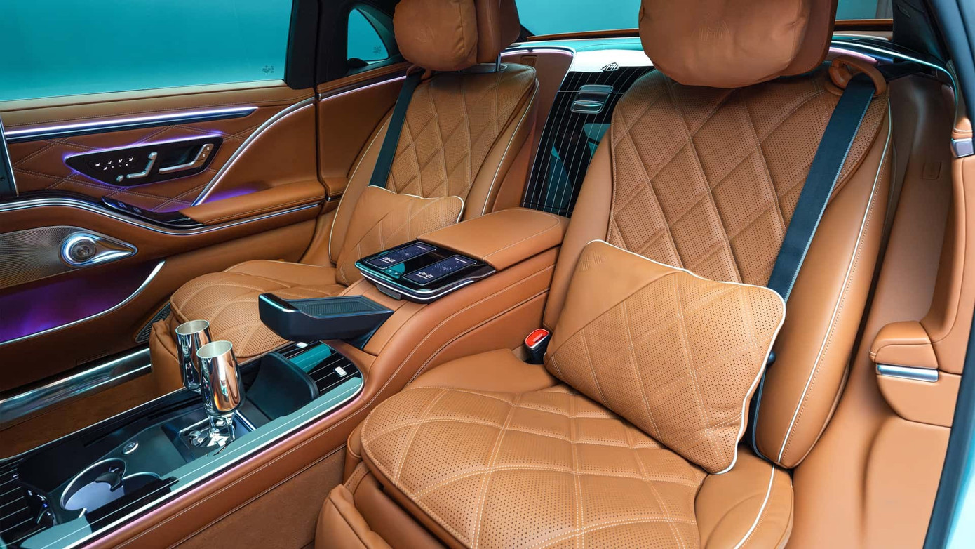 Cận cảnh Mercedes-Maybach S-Class bản mới vừa ra mắt - Ảnh 12