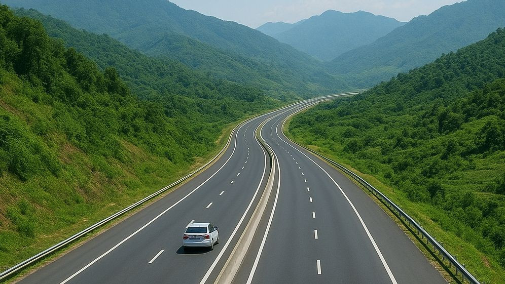 Khẩn trương dồn lực đón sóng đầu tư cao tốc, sân bay Lai Châu - Ảnh 2