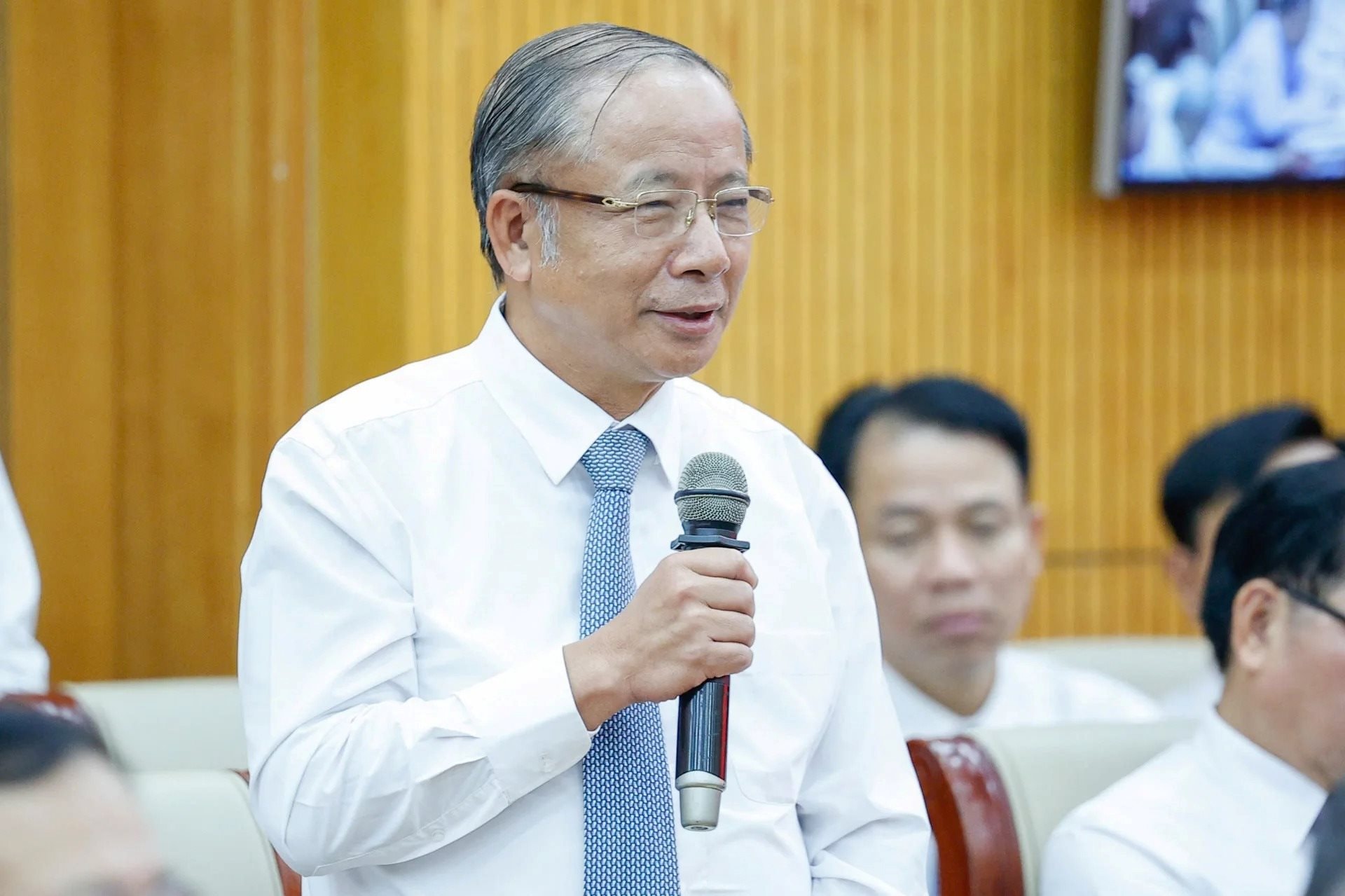 Vị Chủ tịch 71 tuổi bỏ quốc tịch Châu Âu để về Việt Nam sát cánh cùng 5,4 triệu hộ kinh doanh - Ảnh 1