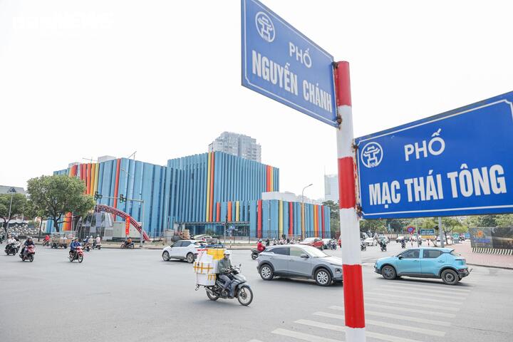 Kiến trúc độc đáo của Nhà hát Tuổi Trẻ cơ sở 2 giữa lòng Hà Nội - Ảnh 1