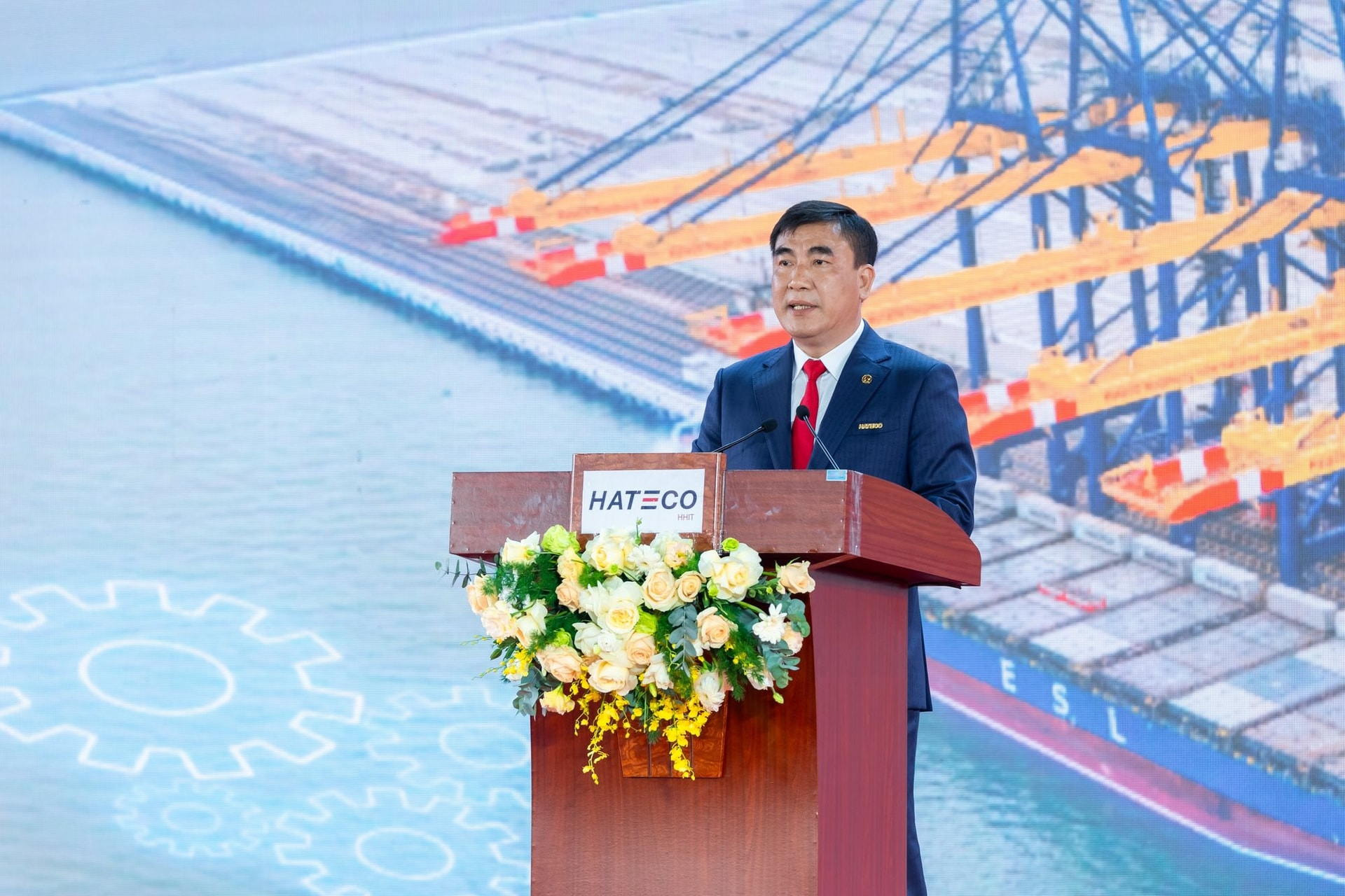 Doanh nghiệp của đại gia gốc Hưng Yên trúng thầu siêu dự án cảng container hơn 1,7 tỷ USD tại Đà Nẵng - Ảnh 2