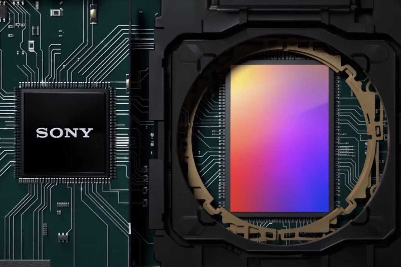 Không cần bán điện thoại, Sony vẫn 'thu tiền' trên mỗi chiếc iPhone hay Android được tiêu thụ - Ảnh 2