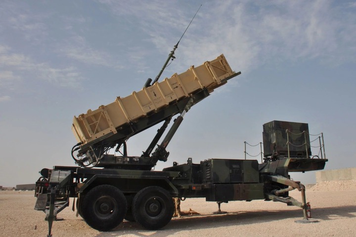 Vì sao các nước Vùng Vịnh không trả đũa dù bị Iran nã mưa tên lửa và UAV? - Ảnh 4