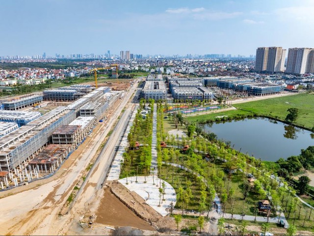 Chạy xuyên dự án của Sunshine Group, đường nối Hoàng Quốc Việt kéo dài giờ ra sao? - Ảnh 1