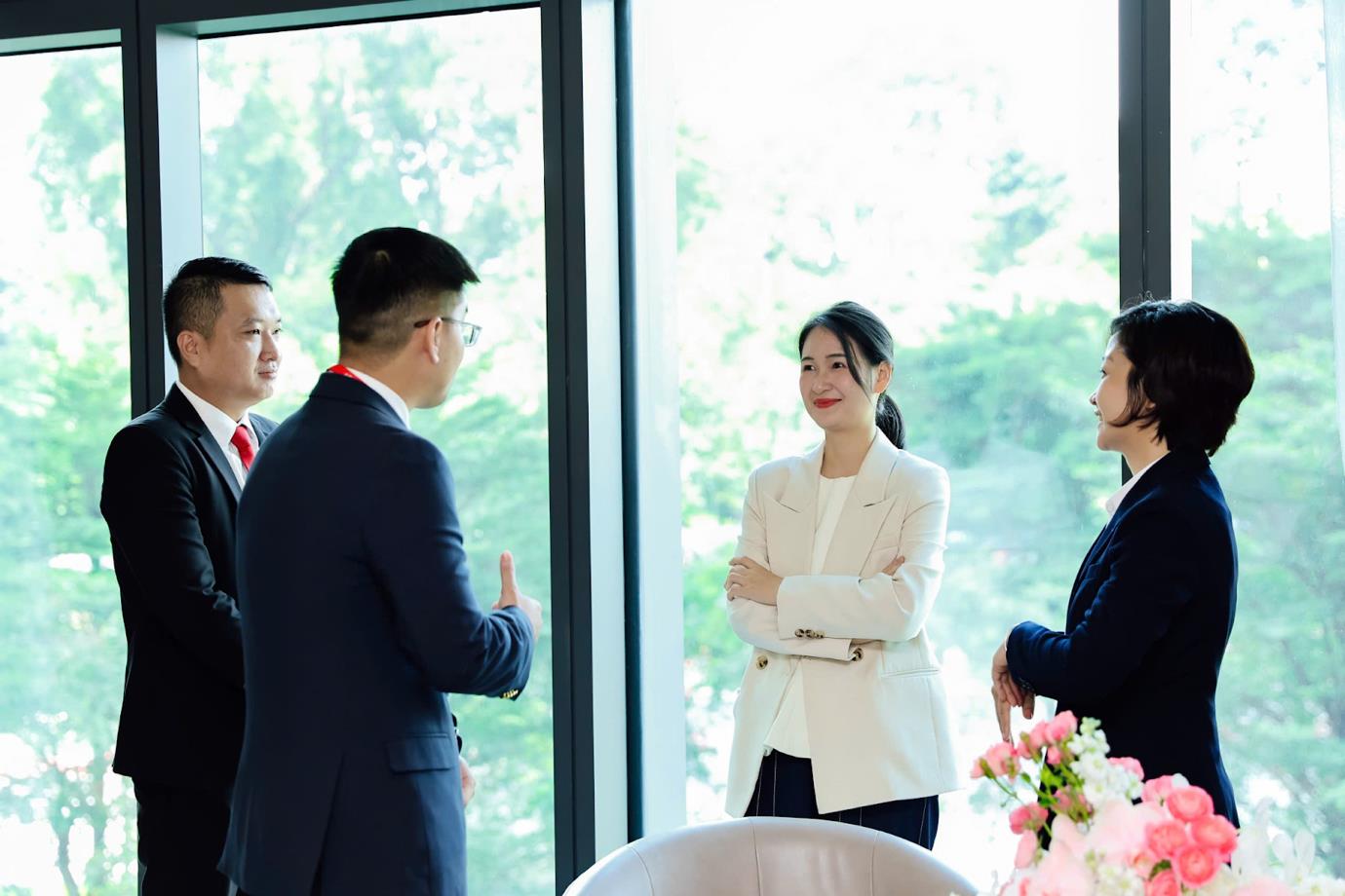 Trần Hồng Tuyển – Nữ quản lý kinh doanh với gần 10 năm gắn bó với BĐS cao cấp - Ảnh 1