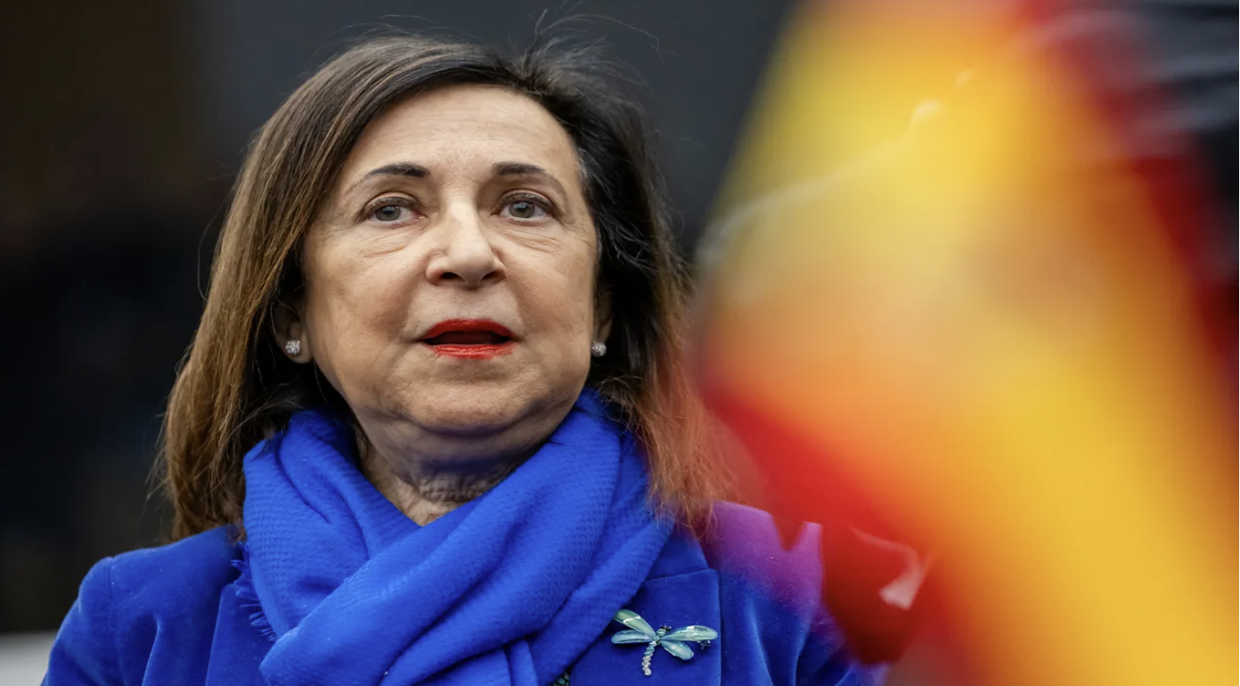 Tây Ban Nha đóng không phận với máy bay Mỹ đánh Iran, Anh không muốn sa lầy - Ảnh 1