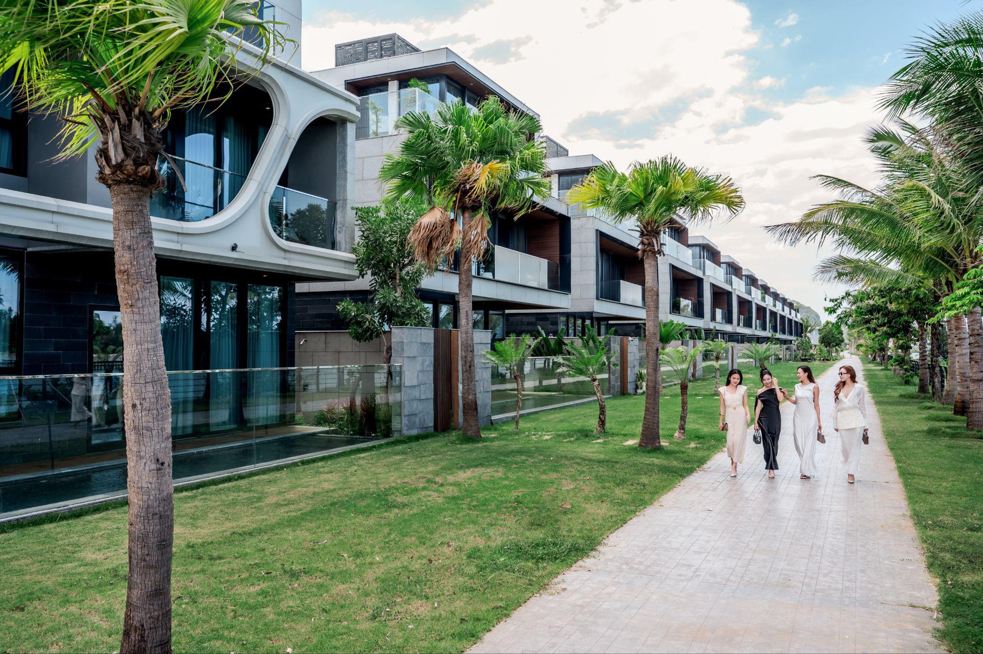 Rời Hà Nội đến Đà Nẵng: Cuộc di cư đang định nghĩa lại cách sống của một thế hệ - Ảnh 3