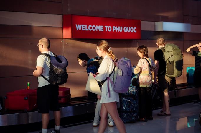 Thấy gì từ việc sân bay Phú Quốc tiên phong vận hành theo tiêu chuẩn Changi - Ảnh 3