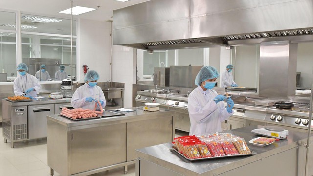 Nhà máy C.P. Củ Chi: 10 năm tăng trưởng bền vững - Ảnh 4