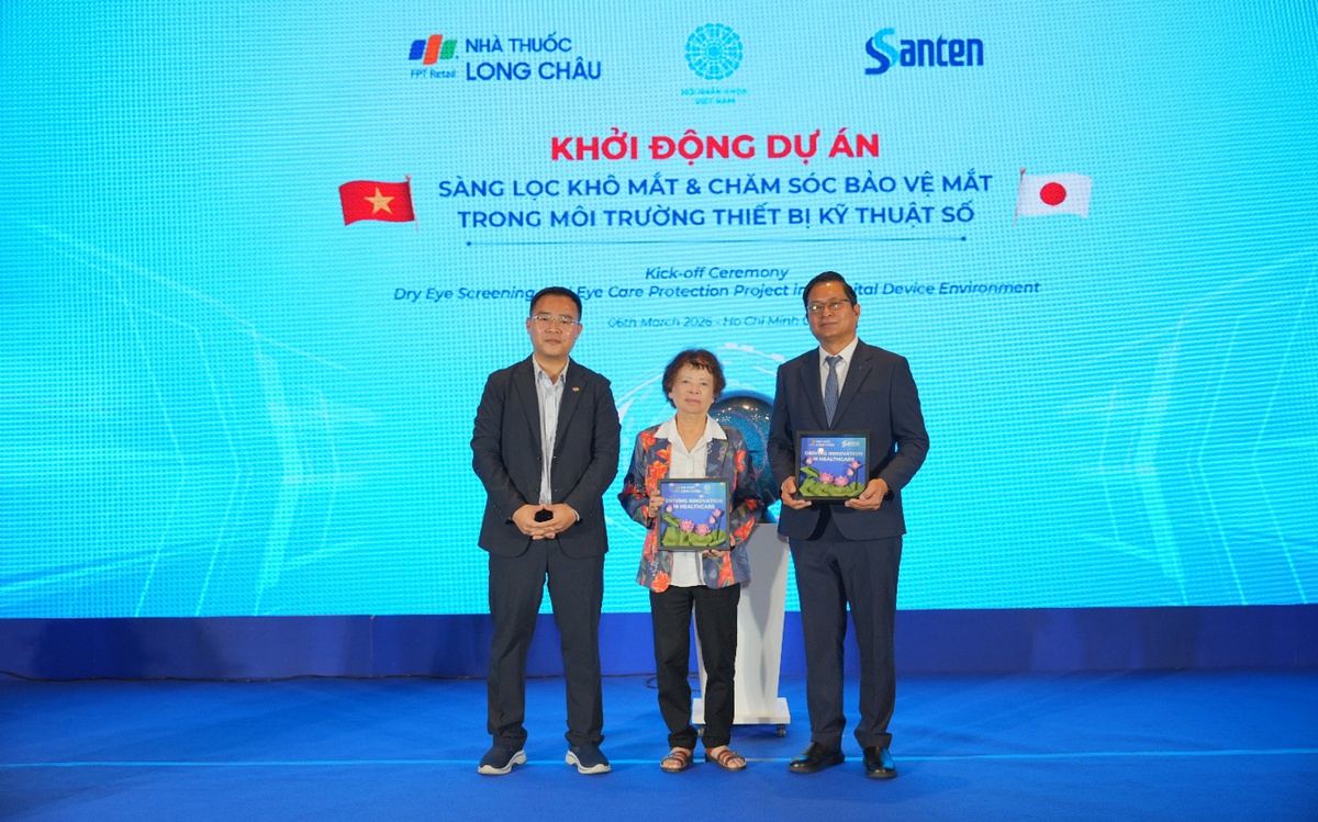 Long Châu và Santen Nhật Bản ra mắt bộ câu hỏi tầm soát khô mắt chuẩn y khoa