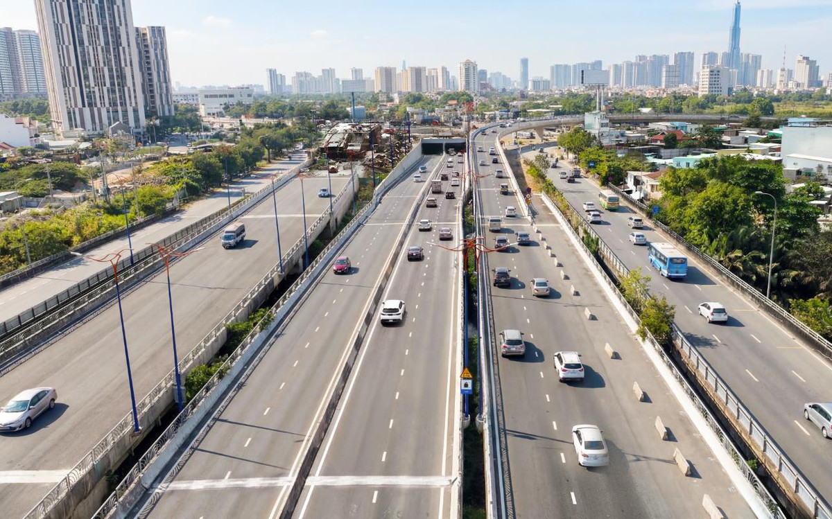 TP.HCM tái cấu trúc hạ tầng: Xác lập tâm điểm mới tại khu Đông