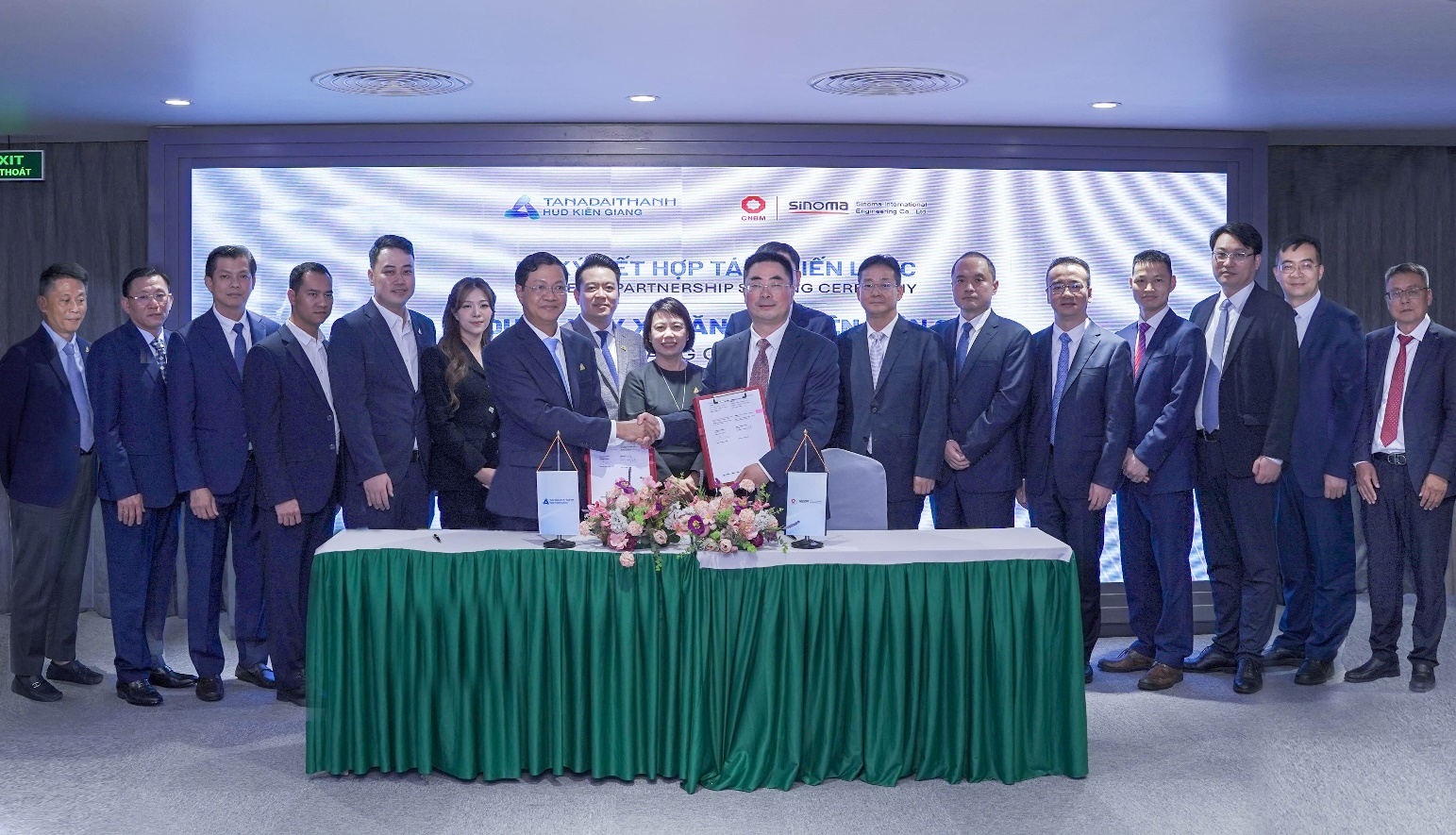 Tân Á Đại Thành "bắt tay" ông lớn thế giới, tái định hình ngành xi măng bằng Nhà máy công nghệ cao - Ảnh 1