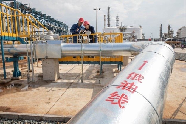 Phát minh của Trung Quốc làm rung chuyển ngành năng lượng thế giới: tạo ra xăng dầu chỉ từ không khí và nước, năng suất cao nhưng chi phí thấp - Ảnh 1