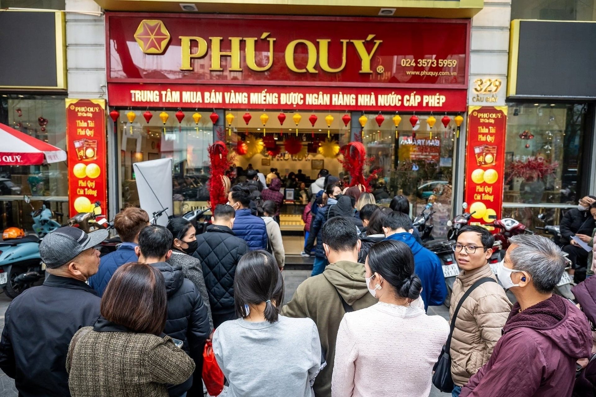 Chuyện gì đây: giá bạc lao dốc không phanh, giảm 10 triệu đồng/kg - Ảnh 1