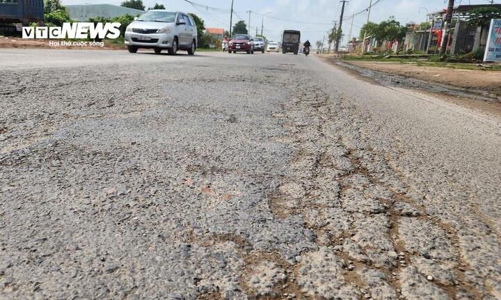 Dự án gần 1.000 tỷ thi công 'rùa bò', nhà thầu đứng trước nguy cơ bị 'trảm' - Ảnh 1