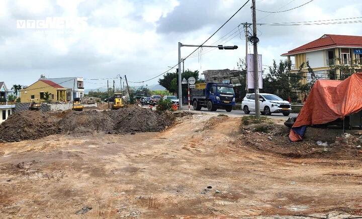 Dự án gần 1.000 tỷ thi công 'rùa bò', nhà thầu đứng trước nguy cơ bị 'trảm' - Ảnh 9