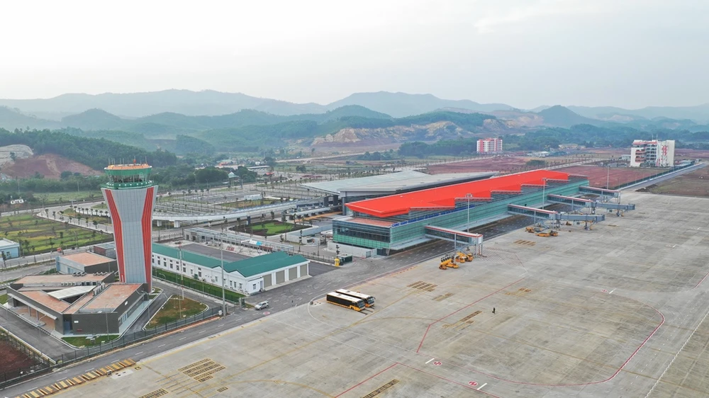 Lộ diện chủ đầu tư sân bay Phan Thiết trị giá 3.800 tỷ đồng - Ảnh 1