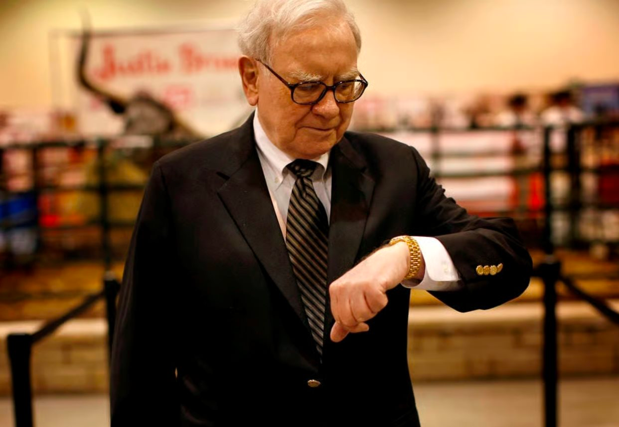 'Cỗ máy in tiền' của Warren Buffett thông báo lợi nhuận giảm gần 30%, kết thúc thời kỳ hoàng kim của huyền thoại đầu tư - Ảnh 1