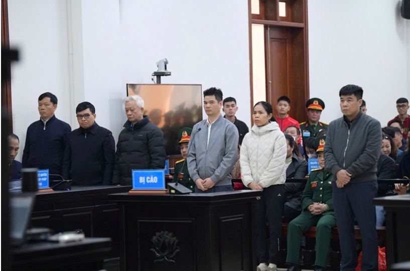 Vụ thâu tóm đất sân bay Nha Trang: Hai cựu Thiếu tướng xin miễn trách nhiệm hình sự - Ảnh 1