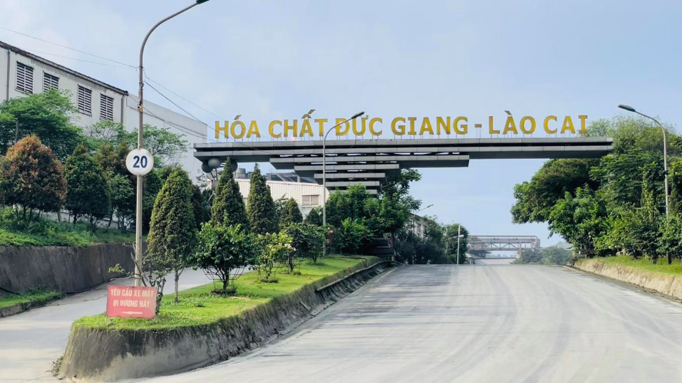 Hóa chất Đức Giang từng ‘thoát tội’ khi mua hàng chục nghìn tấn quặng 'lậu' ở Lào Cai - Ảnh 2