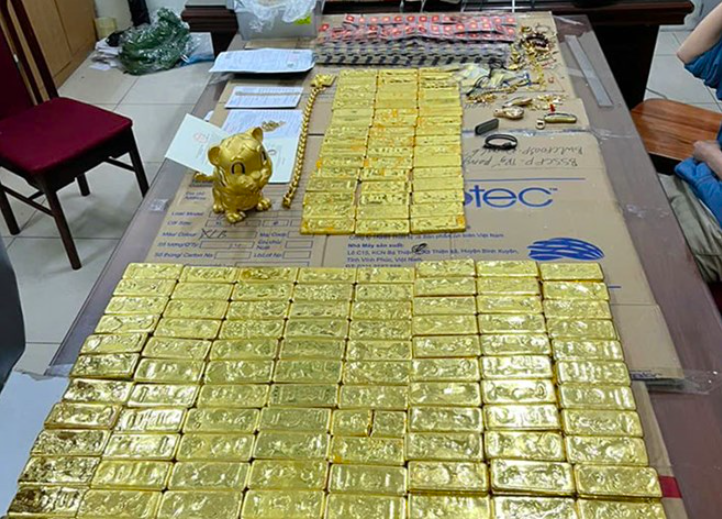 Điểm qua dàn siêu xe, đồng hồ xa xỉ, tiền và vàng thu giữ trong vụ Mr Pips - Ảnh 2