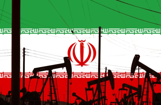 Mỹ ra tuyên bố nới lỏng lệnh trừng phạt với dầu thô Iran - Ảnh 1